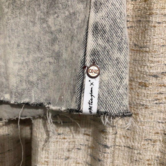 One X One Teaspoon Acid Wash Exposed Zipper Denim Skirt - Picture 9 of 12